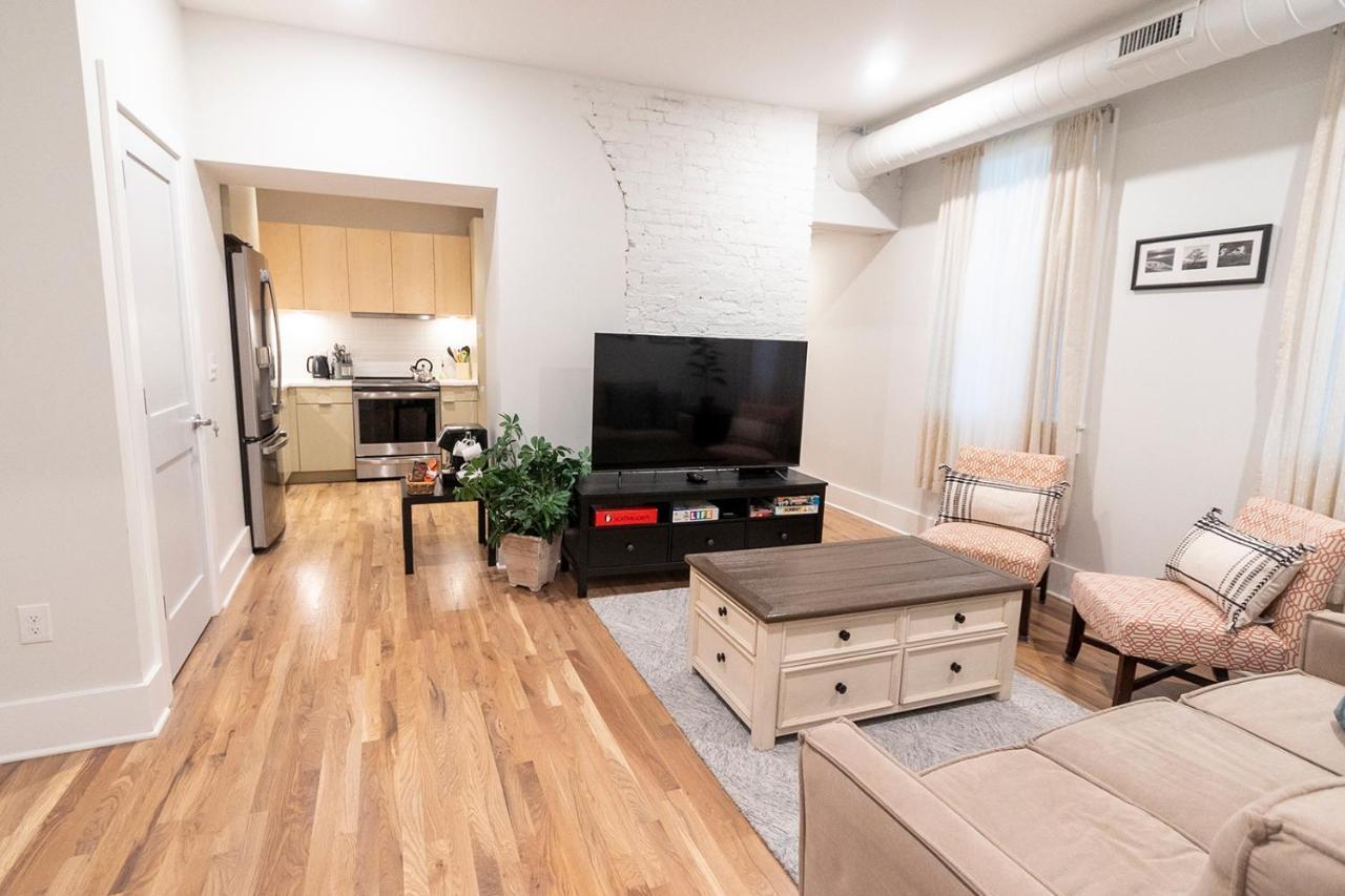 Spacious 2 Bed 2 Bath Downtown Otr Condo Minutes Walk To The Reds Bengals Stadium & More! Синсинати Екстериор снимка