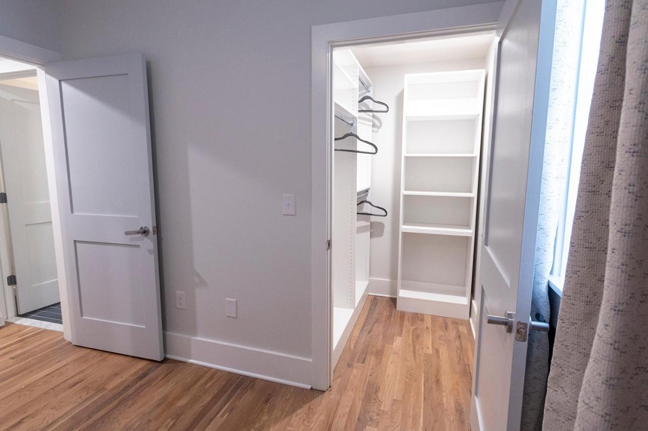 Spacious 2 Bed 2 Bath Downtown Otr Condo Minutes Walk To The Reds Bengals Stadium & More! Синсинати Екстериор снимка