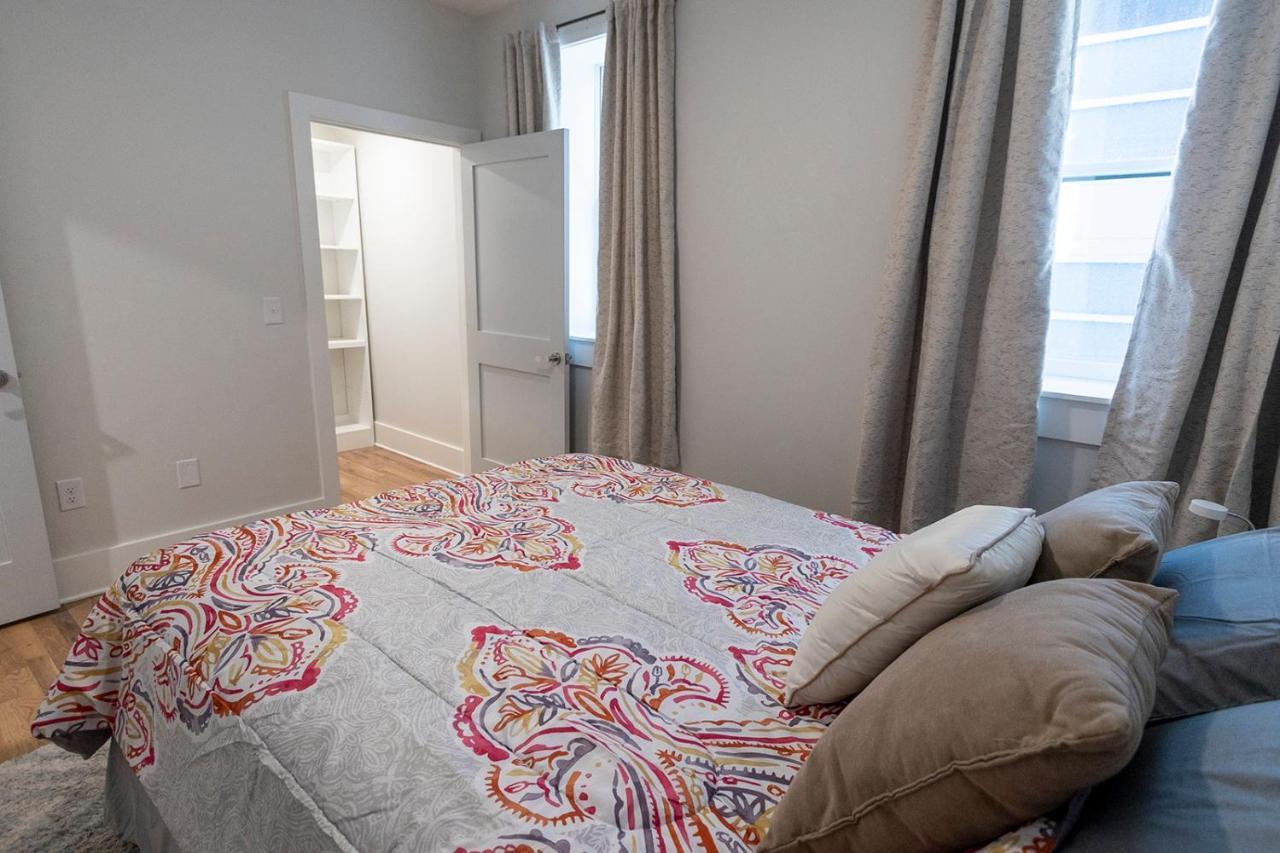 Spacious 2 Bed 2 Bath Downtown Otr Condo Minutes Walk To The Reds Bengals Stadium & More! Синсинати Екстериор снимка